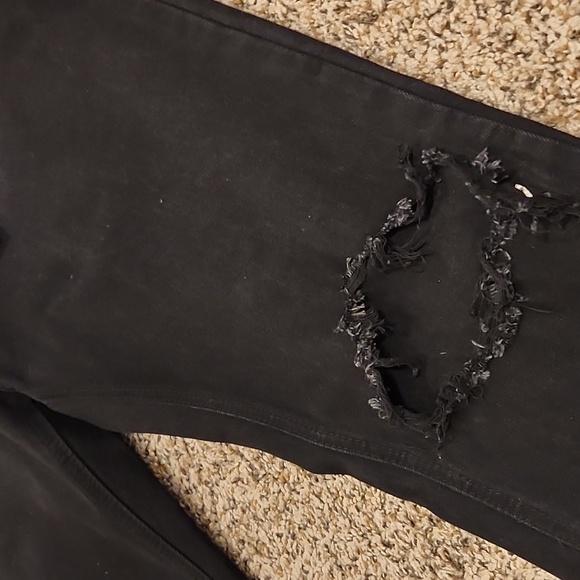 MNML M1 Black Denim with blowouts New with tags Size 38! Out if circulation - Picture 3 of 5